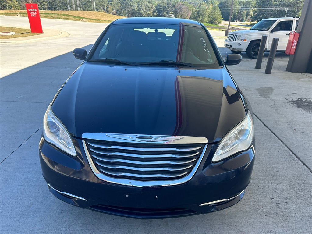 2013 Chrysler 200 LX